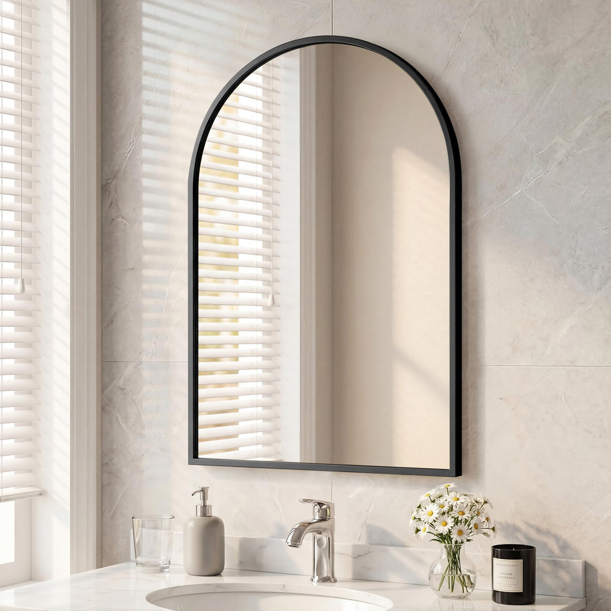 20 Inch Black Round Bathroom Wall Mirror, Round Mirrors for Wall Decor, Circle Mirror for with HD Shatter-Proof Glass for Entryway, Living Room, Bedroom, Dressing Room, Home Decor