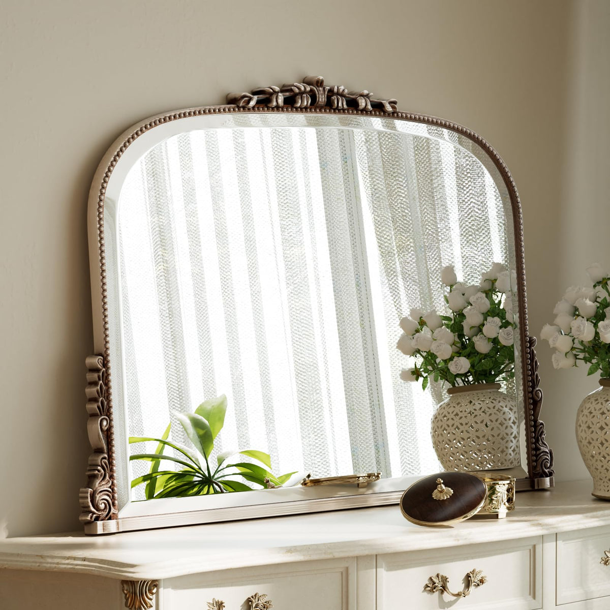 24"×32" Bronze Arched Wall Mirror with Vintage Carving